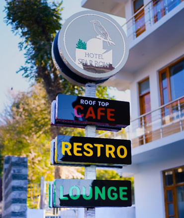 Cafe, Restro & Lounge at Hotel Sparrow Dharamshala